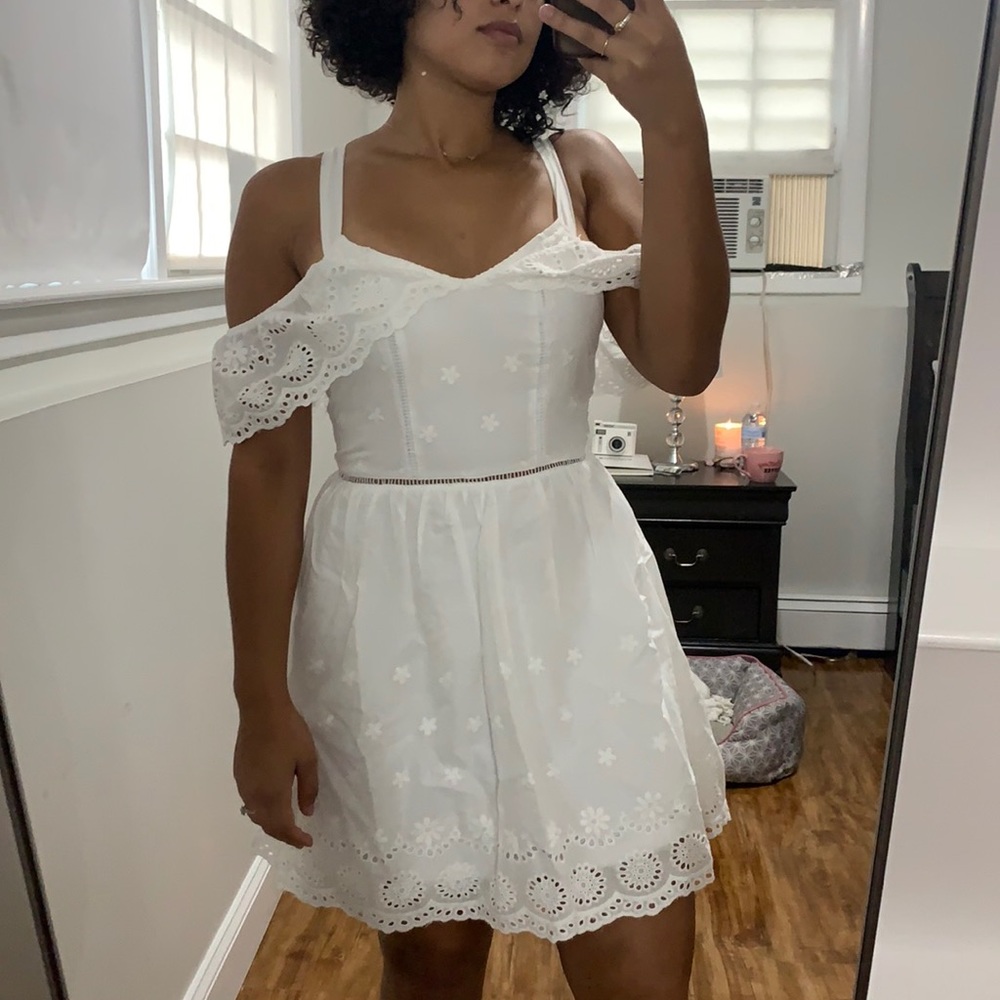 White lace dress